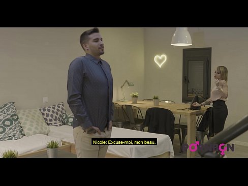 ❤️ PORNBCN 4K Mwanamke mmoja aliyekomaa na matiti makubwa anataka kunyofolewa mkundu kijana gigolo mwenye dick kubwa blowjob amortist kazi ngumu ya mikono kazi ya mbwa style pussy lick orgasm French subtitles Ngono bora ❌️